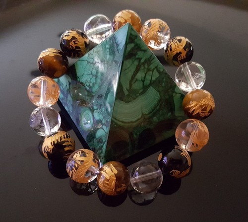 Hand carved onyx gold - , tiger
