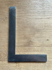 Ancienne équerre plate acier