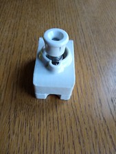 Ancien porte fusible  en céramique blanche de 7 cm de long