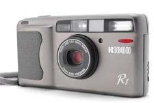 Lire 【PRESQUE COMME NEUF】