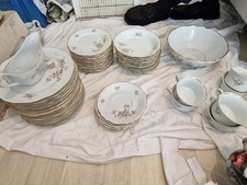 Service en Porcelaine Lourioux