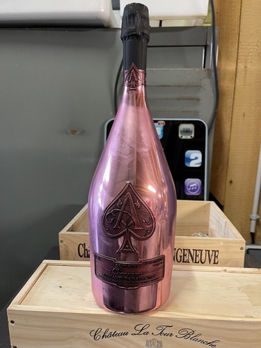 Vends bouteille champ - bouteille, champ.-armand
