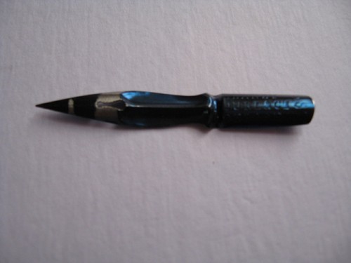 Belle plume blanzy poure 587 - plume,
