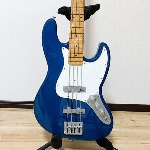 Charvel guitare basse - guitare,