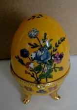 Oeuf boite porcelaine sur