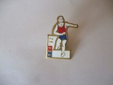 PINS   MEDIA  TV TELE CHAINE  TF1   EMISSION  JO 92  COURSE 110 M HAIES