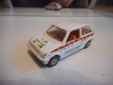 Mini taxi Corgi Austin Metro blanc