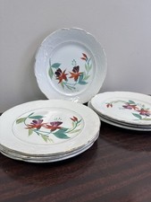 Lot 7 assiettes vintage en faïence motif fleurs 
