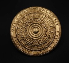 YVES SAINT LAURENT –