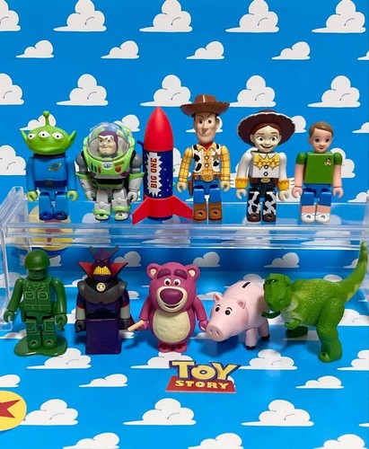 Lot mini figurines - de,