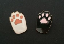 Lucky Cats Paw Enamel pin x 1