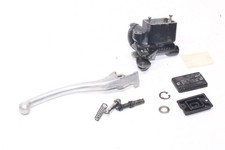 maître cylindre frein avant