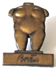 Pin's BOTERO AUX CHAMPS BUSTE DE FEMME Signé DIDIER IMBERT Vintage RARE#3/1