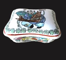 CHINE CHARMANTE BOÎTE SIGNÉE * DÉCOR de PÊCHE à la CARPE * PORCELAINE