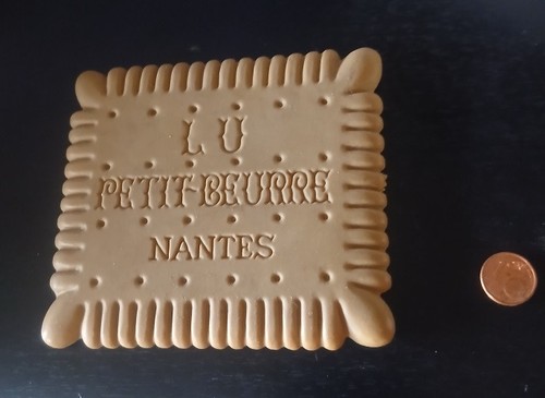 Petit beurre nantes grand - petit,