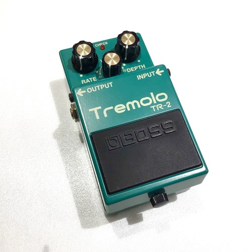 Boss tremolo guitar - tr-2,