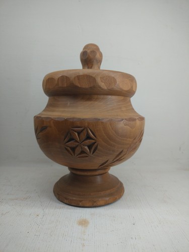Pot bois sculpté du - pot,