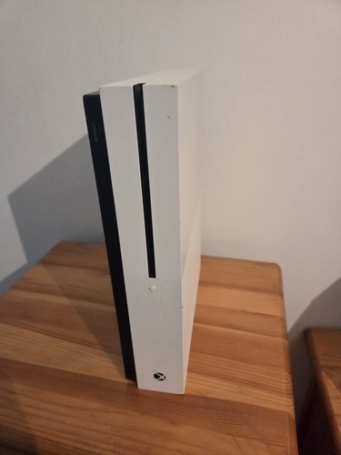 Xbox one - one, s