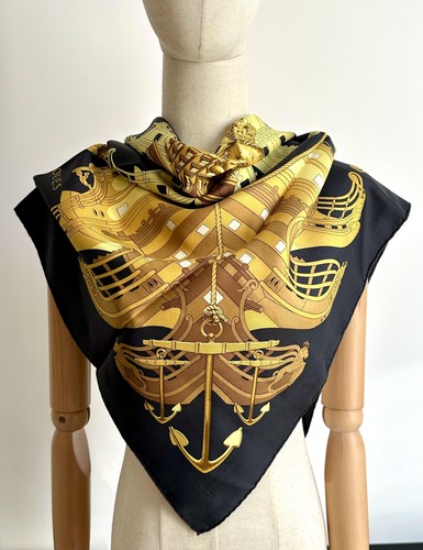 Foulard carré 90 - 90, hermès