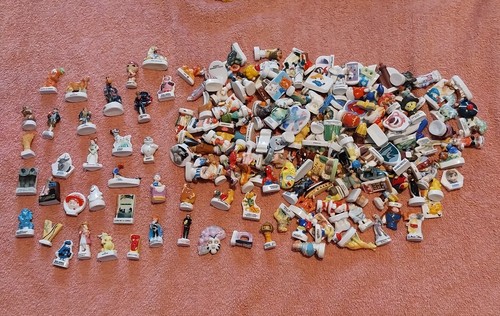 Lot 200 fèves disney - de,
