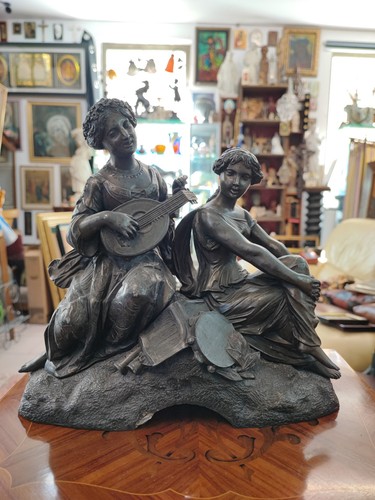 Belle sculpture régule - en,