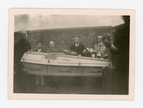 Photo men around coffin - men, a