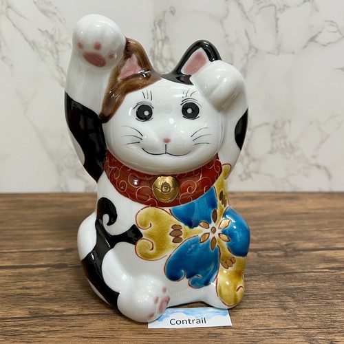 Maneki neko beckoning lucky - neko,