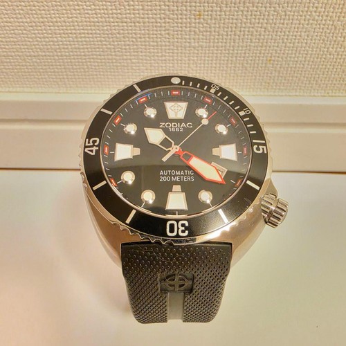 Montre automatique zodiac - montre,