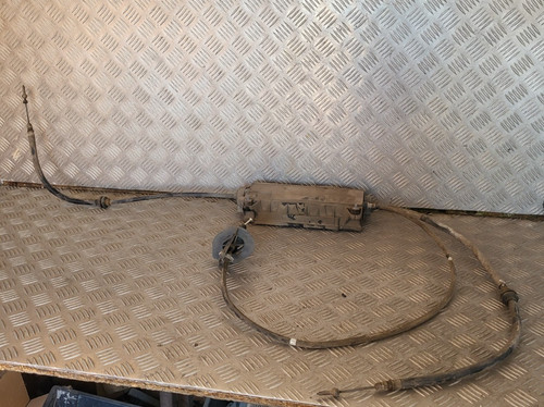 Moteur câble frein main - à,