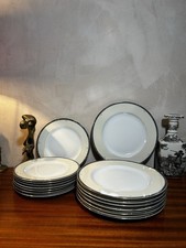 Lot de 15 assiettes Philippe Deshoulières – Limoges France