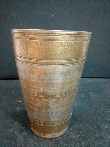 Ancien verre lassi lait - verre, À
