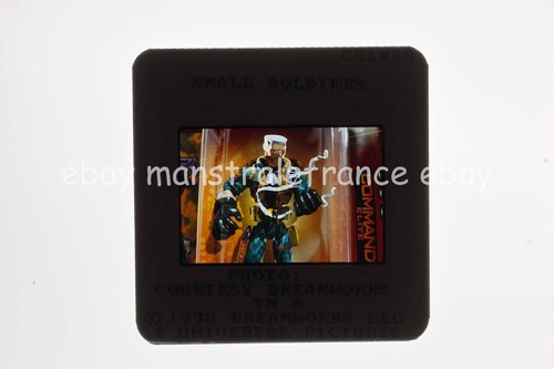 Small soldiers chip hazard - small,