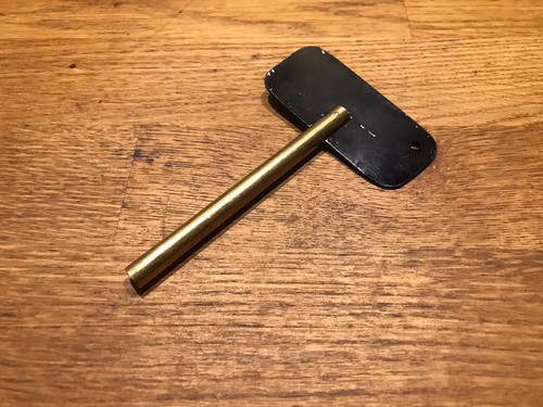 Clef pour moteur - , roméo