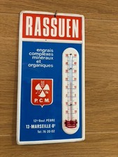 THERMOMÈTRE PLAQUE MÉTAL EMBOSSÉE - RASSUEN ENGRAIS MARSEILLE - 22,5 x 11,5 cm