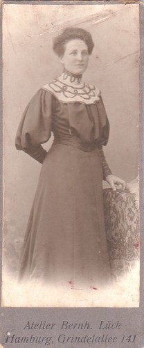 Portrait pied une jeune - en, d'une