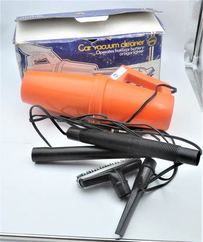 Ancien aspirateur vintage pour