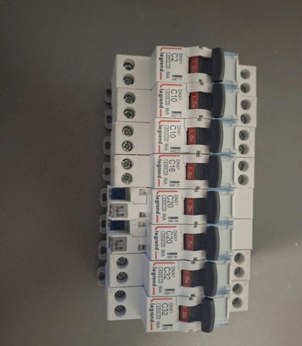 Legrand dx3 lot disjoncteurs - legrand,