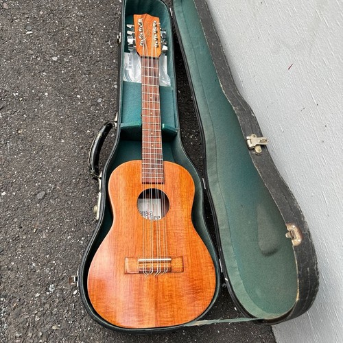 Kamaka vintage 8 string - hf-38,