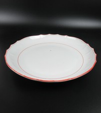 Assiette en porcelaine de