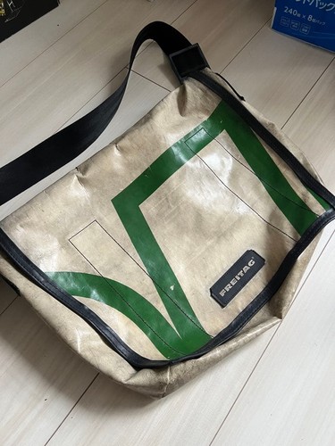 Freitag f12 dragnet - f12, messenger
