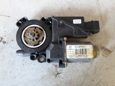 4933* MOTEUR LEVE VITRE AVANT