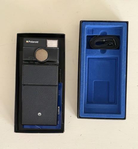 Polaroid slr 680 camera