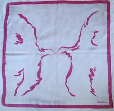 Foulard NINA RICCI 100% soie