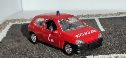Renault clio i - 1/43,