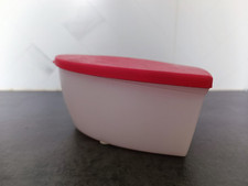 Récipient De Rape A Fromage