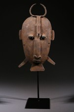 Masque Abron en fer noir Ghana ou Côte d'Ivoire