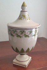 Doccia Ginori, rare pot à