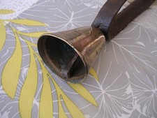 cloche ancienne de chevre collier cuir