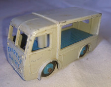 ANCIENNE CAMION EXPRESS DAIRY DINKY TOY 30V NGB ELECTRIC VAN 1950 en métal