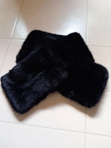 Echarpe fausse fourrure noire - fausse,